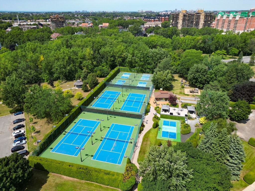 









4450


Prom. Paton

, 103,
Laval (Chomedey),




QC
H7W5J7

