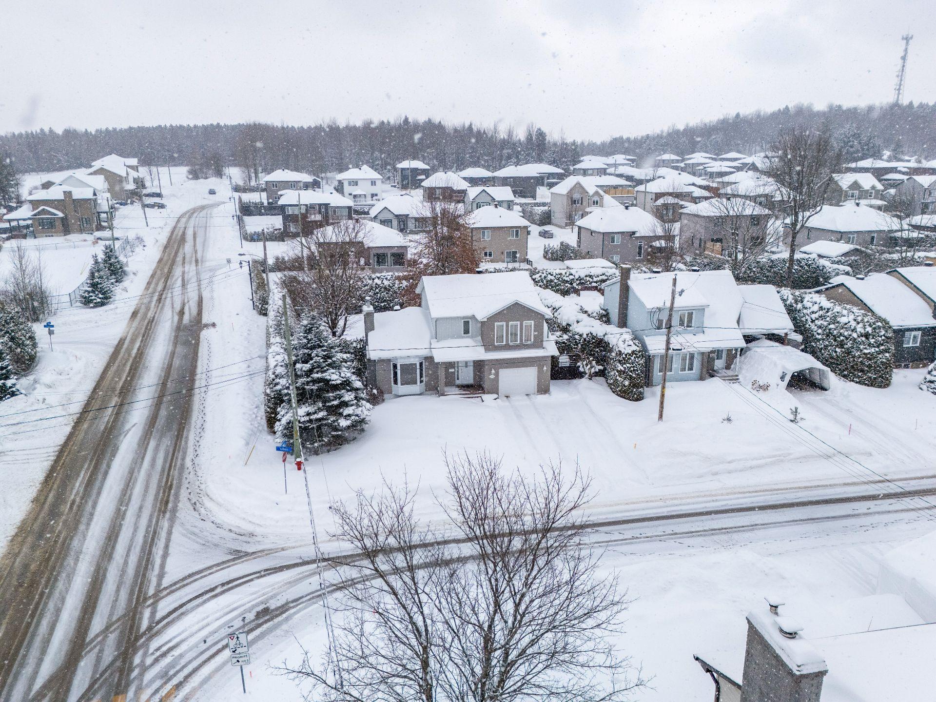 









2688


Rue des Mélèzes

,
Sherbrooke (Fleurimont),




QC
J1G4X9

