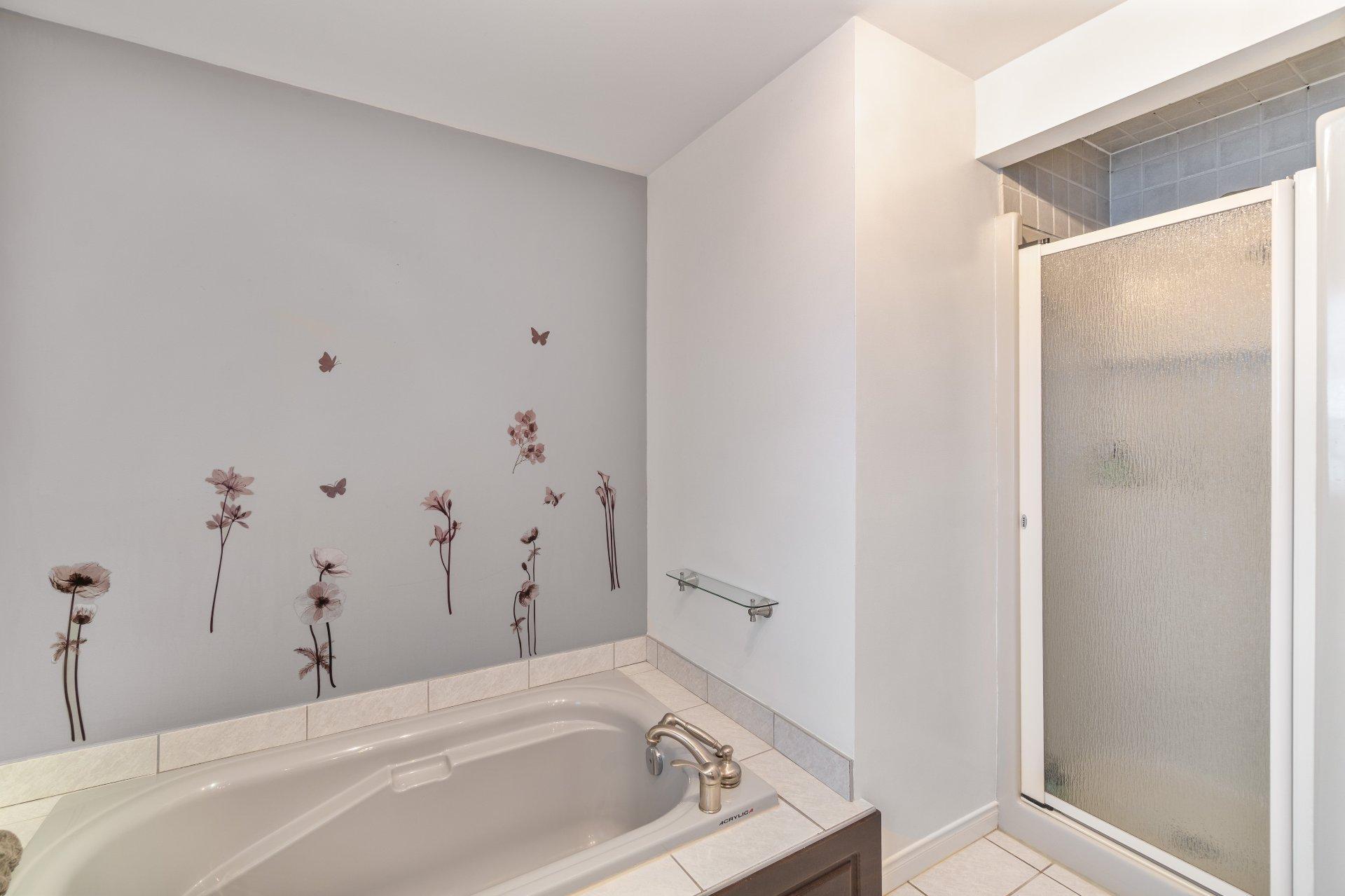 









2688


Rue des Mélèzes

,
Sherbrooke (Fleurimont),




QC
J1G4X9

