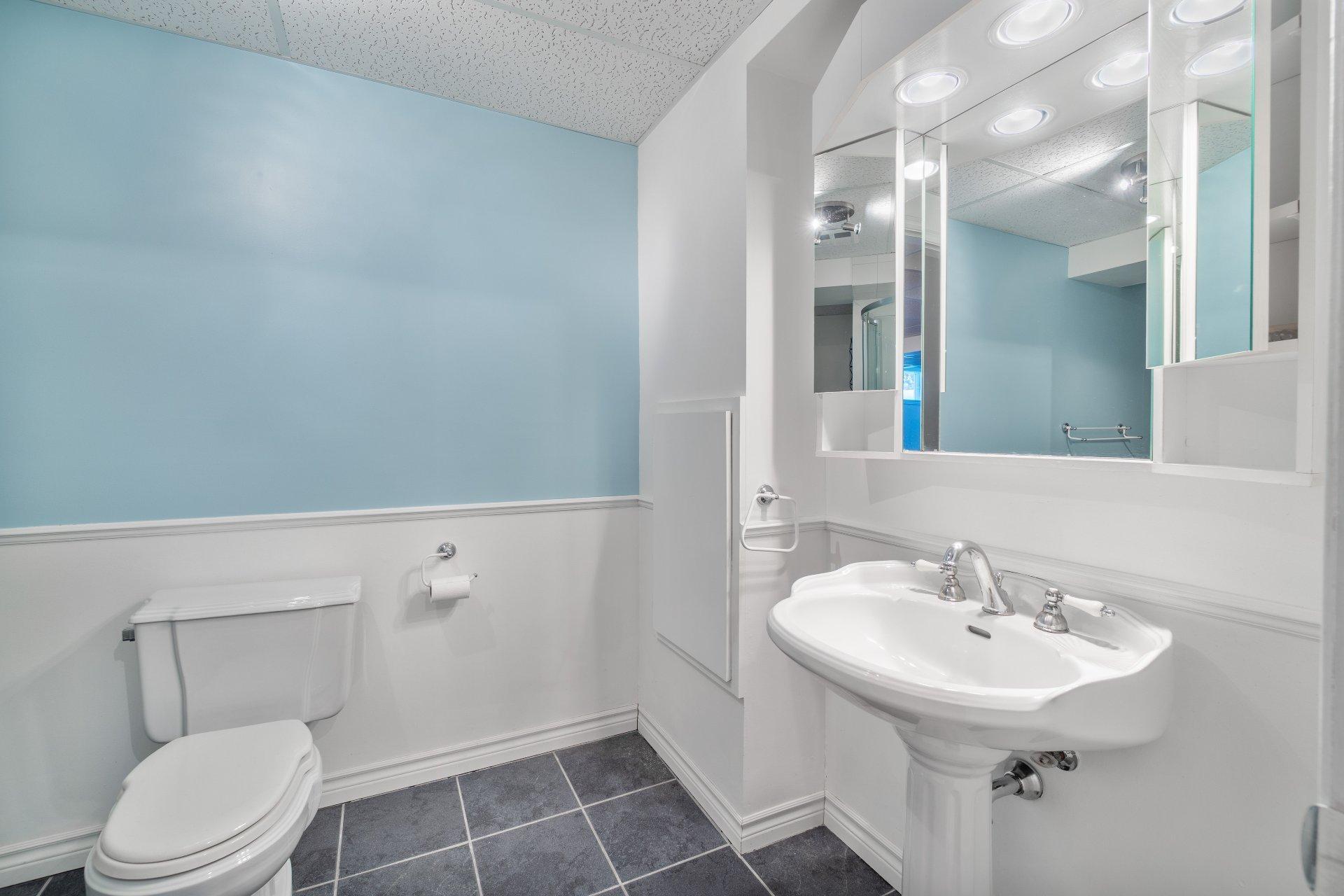 









2688


Rue des Mélèzes

,
Sherbrooke (Fleurimont),




QC
J1G4X9

