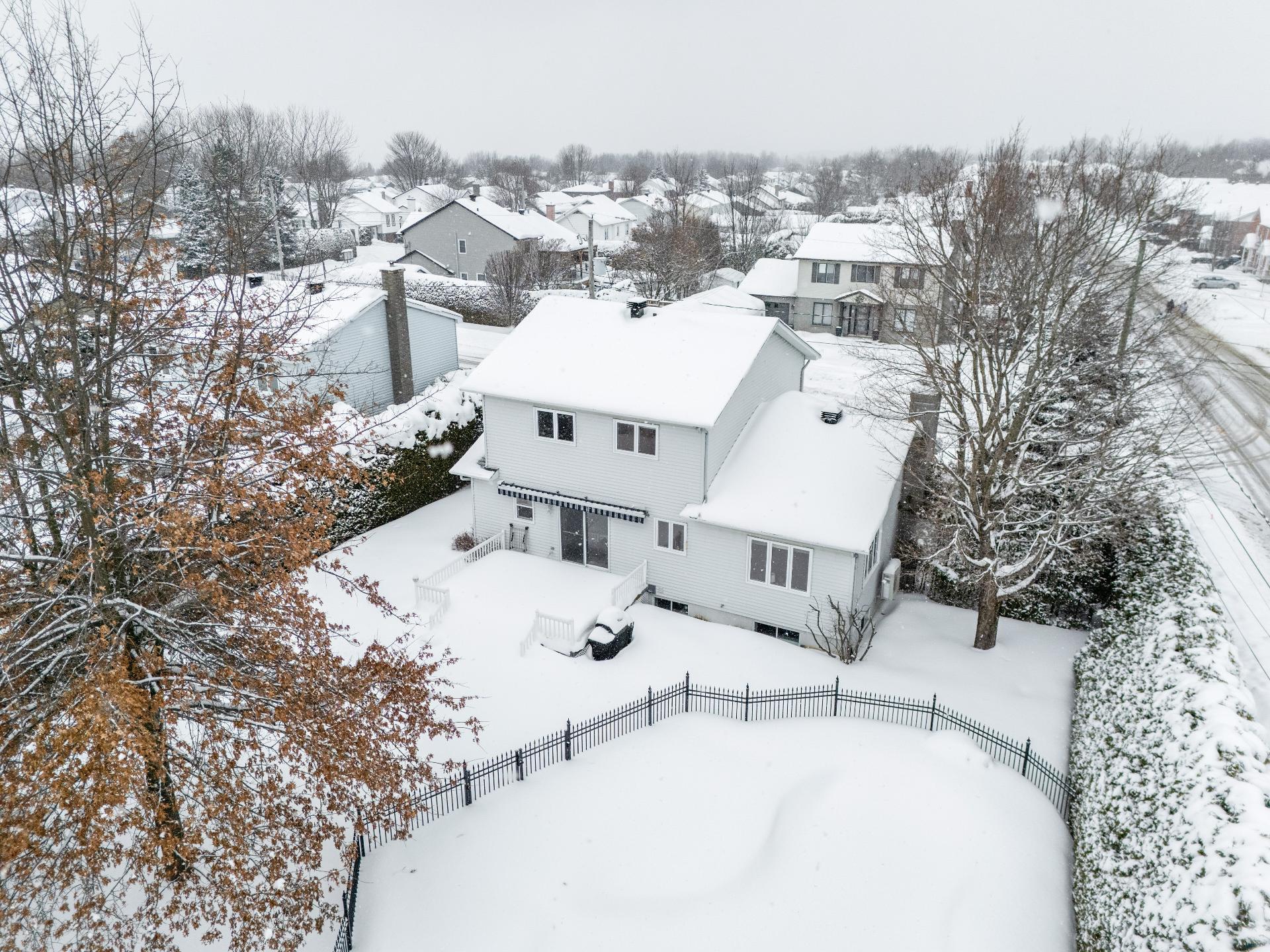 









2688


Rue des Mélèzes

,
Sherbrooke (Fleurimont),




QC
J1G4X9

