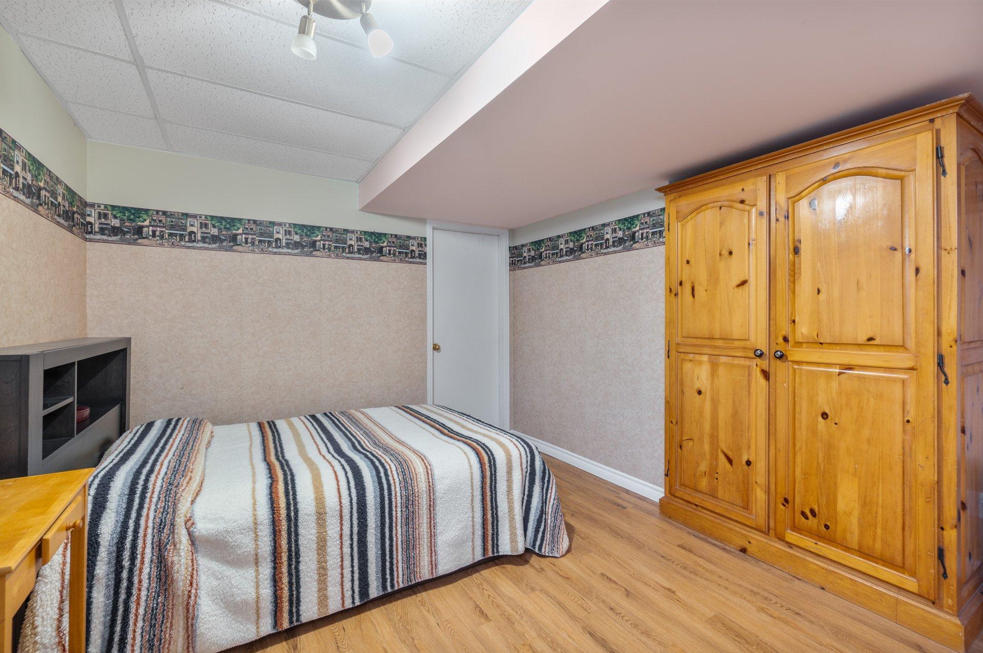 









2688


Rue des Mélèzes

,
Sherbrooke (Fleurimont),




QC
J1G4X9

