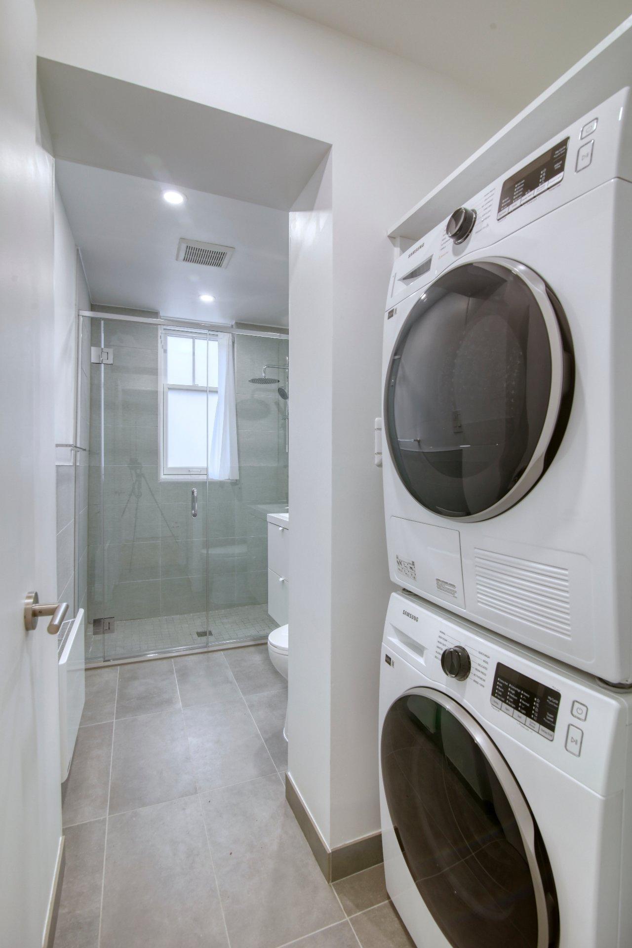 









4557


Rue Sherbrooke O.

, 107,
Westmount,




QC
H3Z1E8

