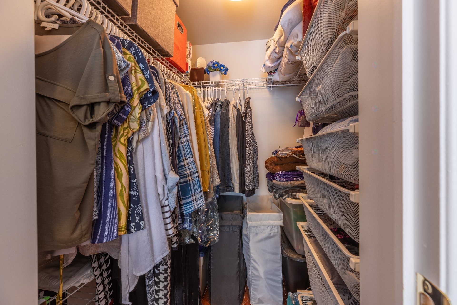 









550


Av. Forest

, 3,
Pincourt,




QC
J7W0K2

