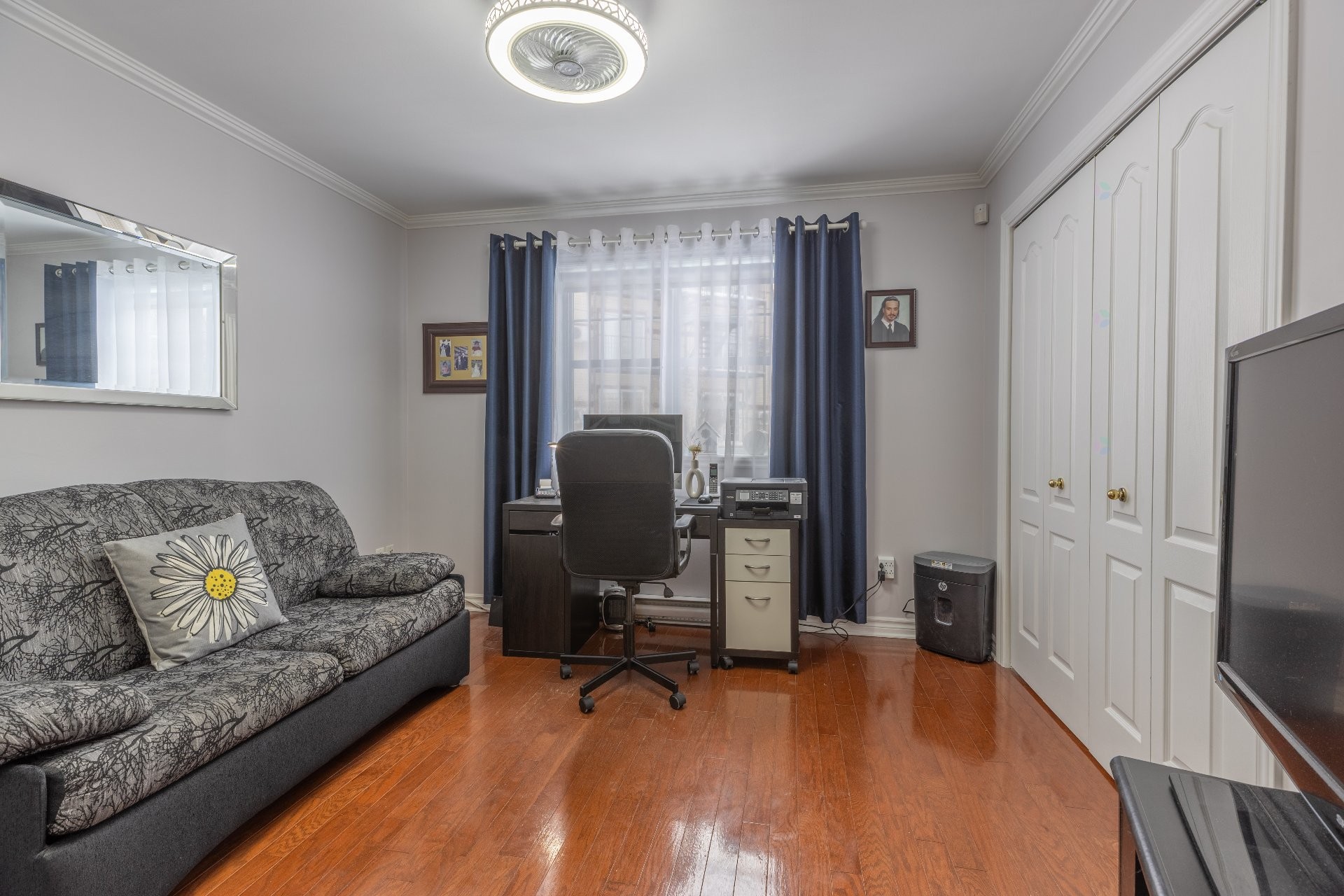 









550


Av. Forest

, 3,
Pincourt,




QC
J7W0K2

