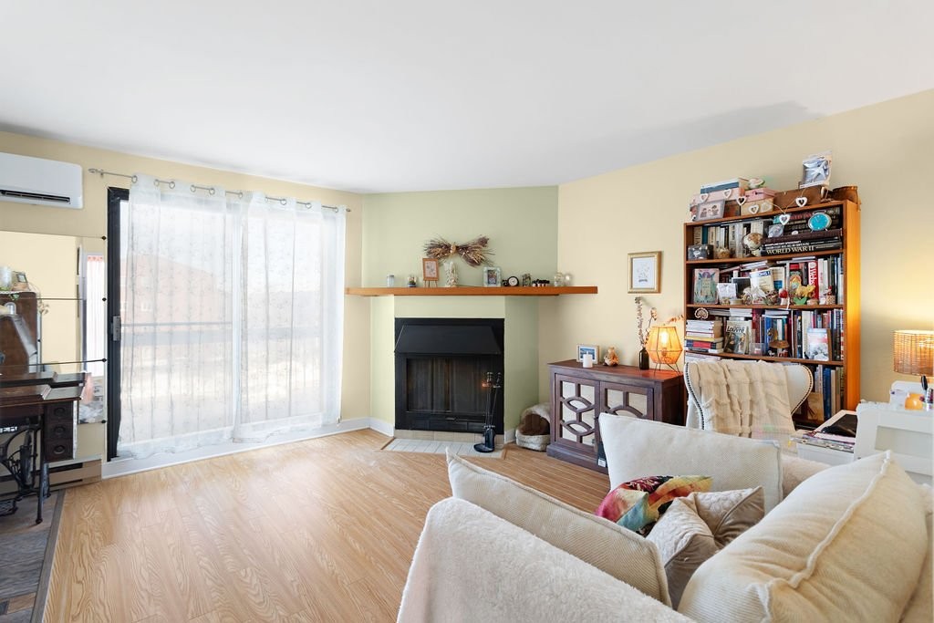 









630


Boul. Chomedey

, 5,
Laval (Chomedey),




QC
H7V3W4

