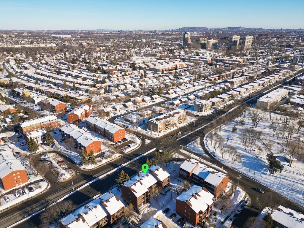 









630


Boul. Chomedey

, 5,
Laval (Chomedey),




QC
H7V3W4

