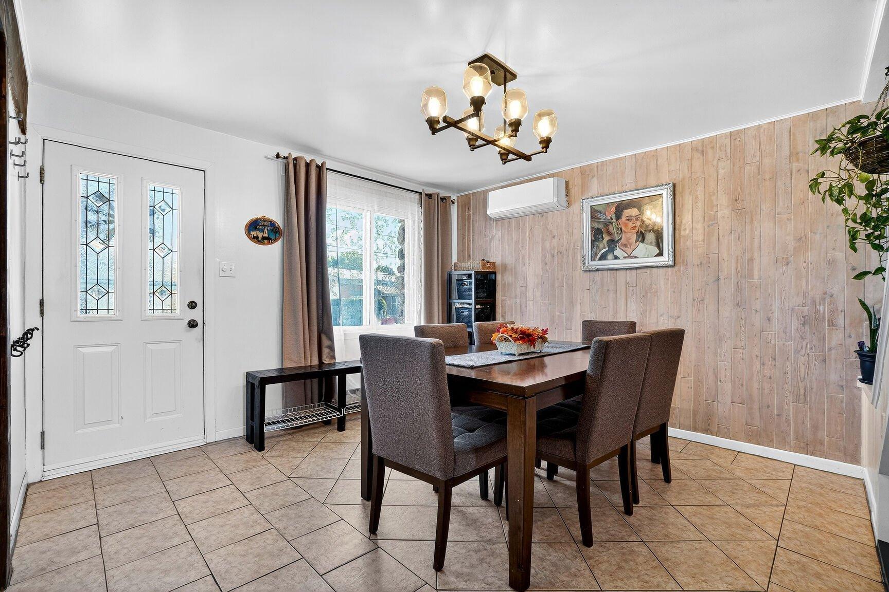 









502


Rue Lahaie

,
Laval (Pont-Viau),




QC
H7G3B9

