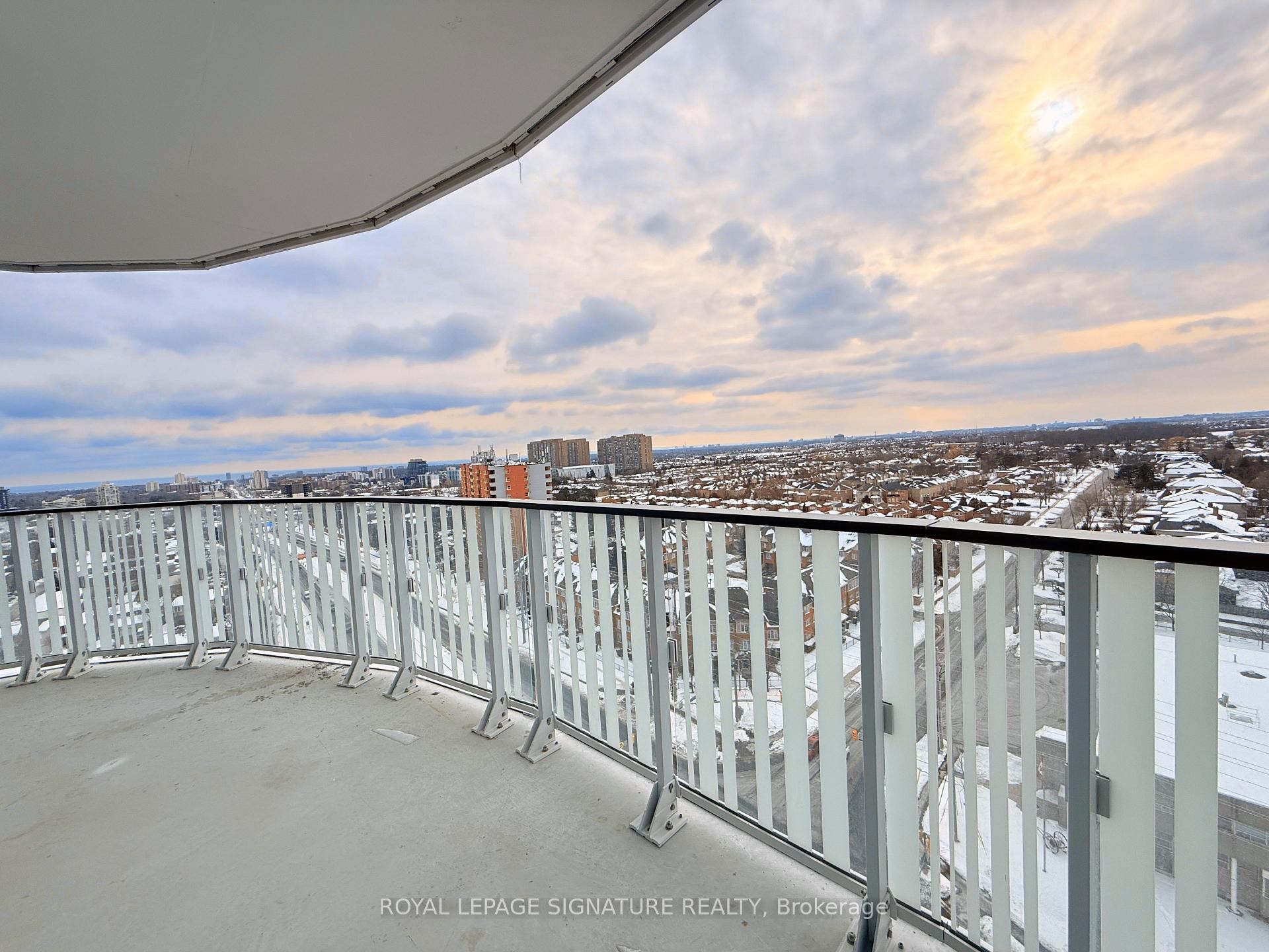 









1


Fairview

Road, 1311,
Mississauga,




ON
L5A 0B4

