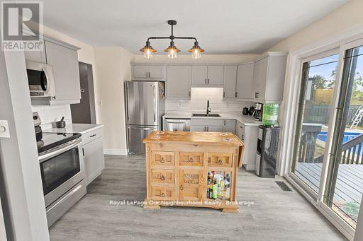 












81 COUNTY RD 42 ROAD

,
Trent Hills,




Ontario
K0L2V0

