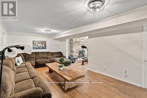 












81 COUNTY RD 42 ROAD

,
Trent Hills,




Ontario
K0L2V0

