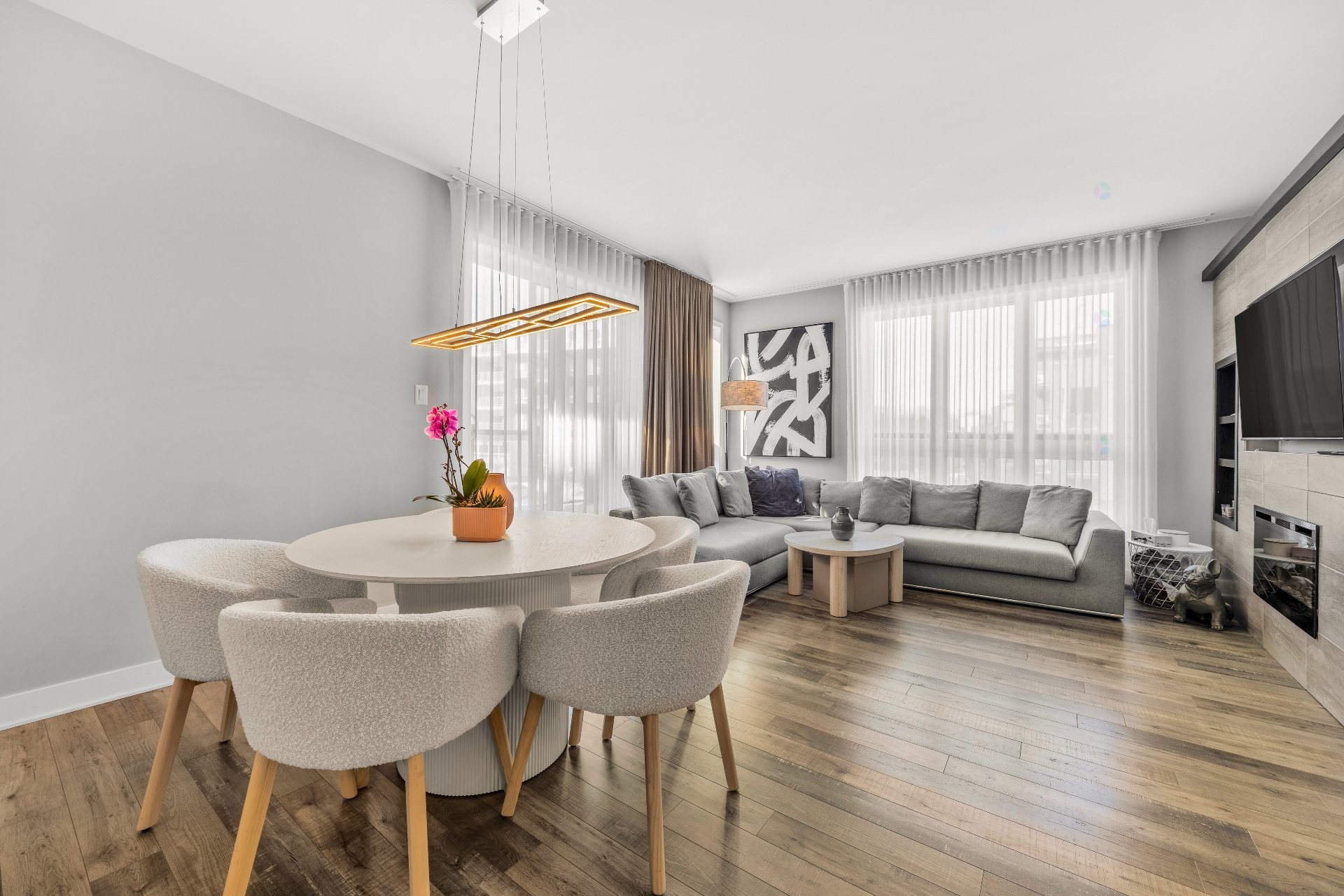 









906


Av. Pierre-Dansereau

, 208,
Terrebonne (Terrebonne),




QC
J6Y0N3

