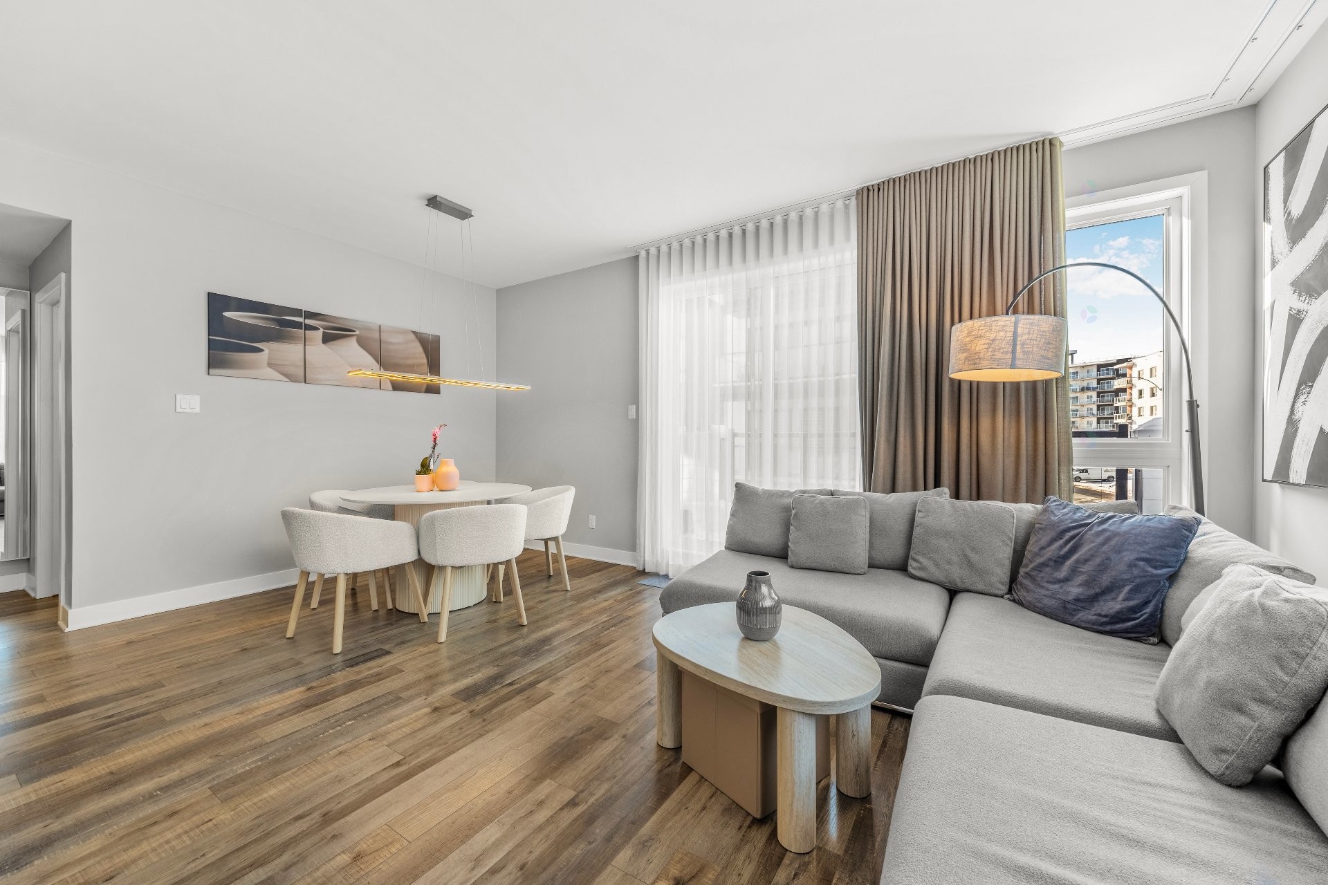 









906


Av. Pierre-Dansereau

, 208,
Terrebonne (Terrebonne),




QC
J6Y0N3

