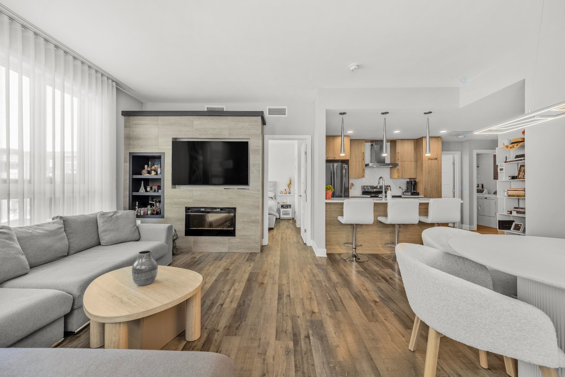 









906


Av. Pierre-Dansereau

, 208,
Terrebonne (Terrebonne),




QC
J6Y0N3

