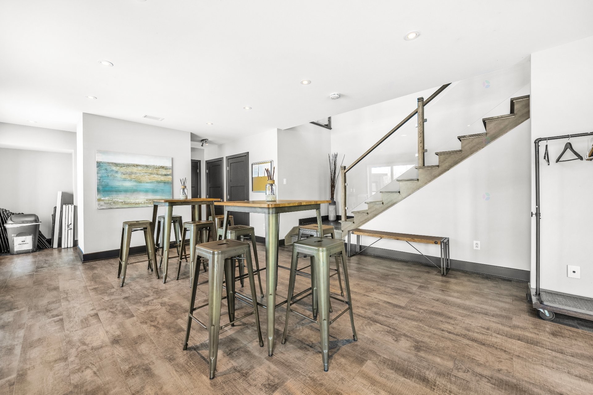 









906


Av. Pierre-Dansereau

, 208,
Terrebonne (Terrebonne),




QC
J6Y0N3


