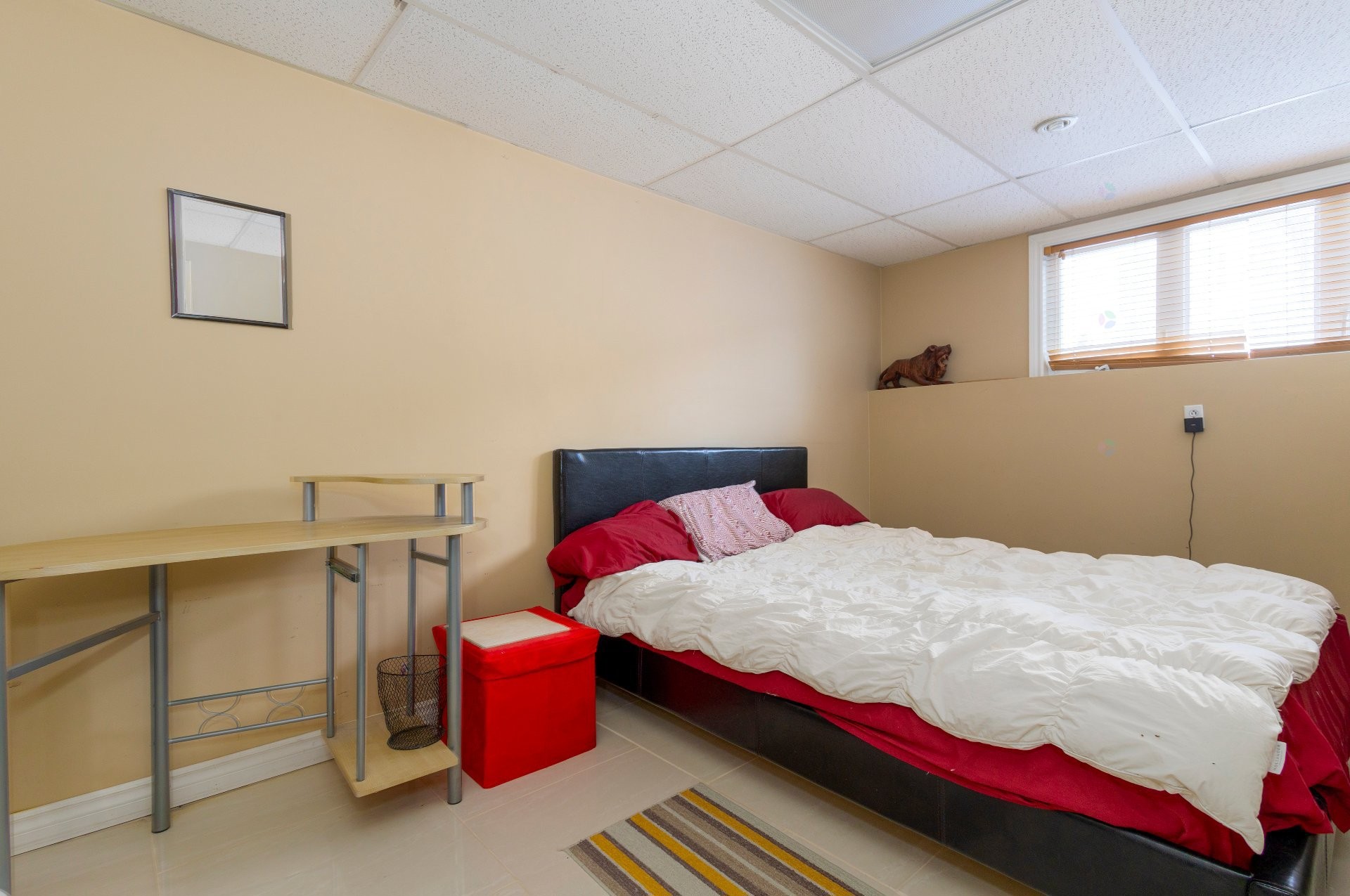 









380


Rue Antoine-Plamondon

,
Laval (Sainte-Rose),




QC
H7L5K6

