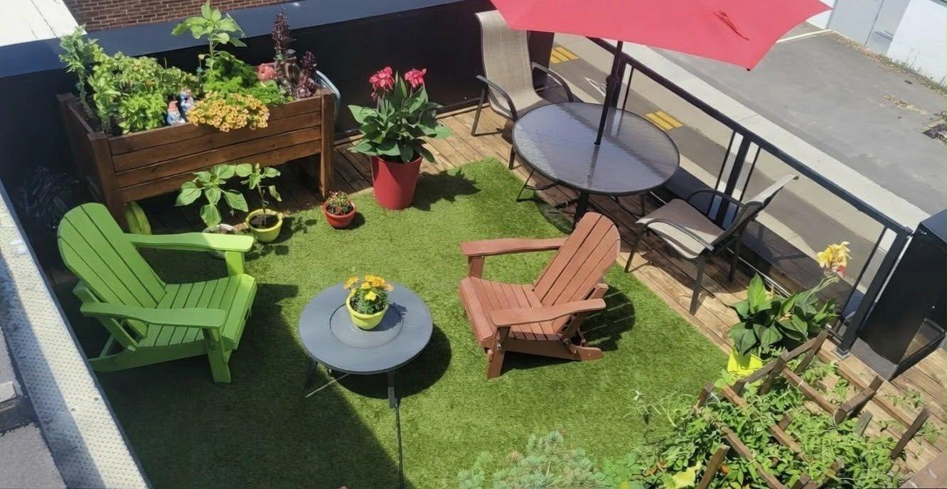 









10212


Rue Lajeunesse

, 305,
Montréal (Ahuntsic-Cartierville),




QC
H3L2E2

