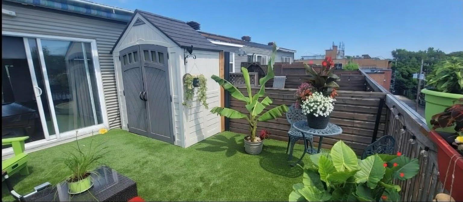 









10212


Rue Lajeunesse

, 305,
Montréal (Ahuntsic-Cartierville),




QC
H3L2E2

