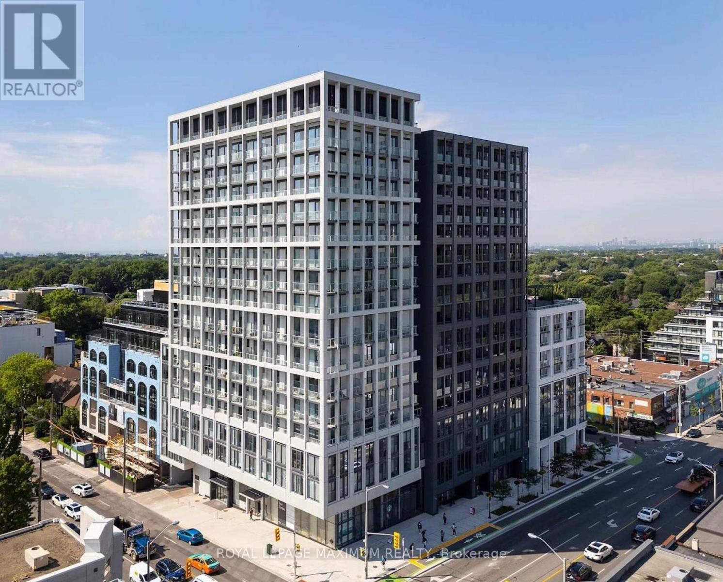 












201 - 2020 BATHURST STREET

,
Toronto,




Ontario
M5P0A6

