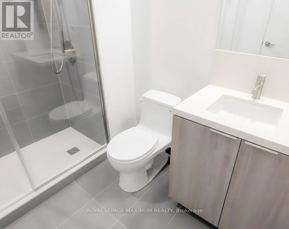 












201 - 2020 BATHURST STREET

,
Toronto,




Ontario
M5P0A6

