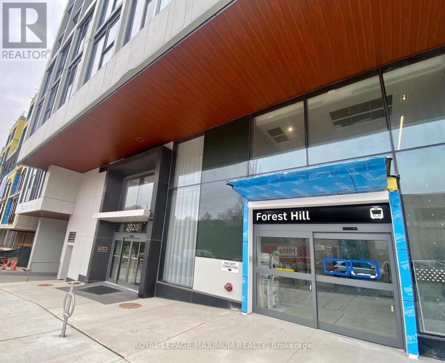 












201 - 2020 BATHURST STREET

,
Toronto,




Ontario
M5P0A6

