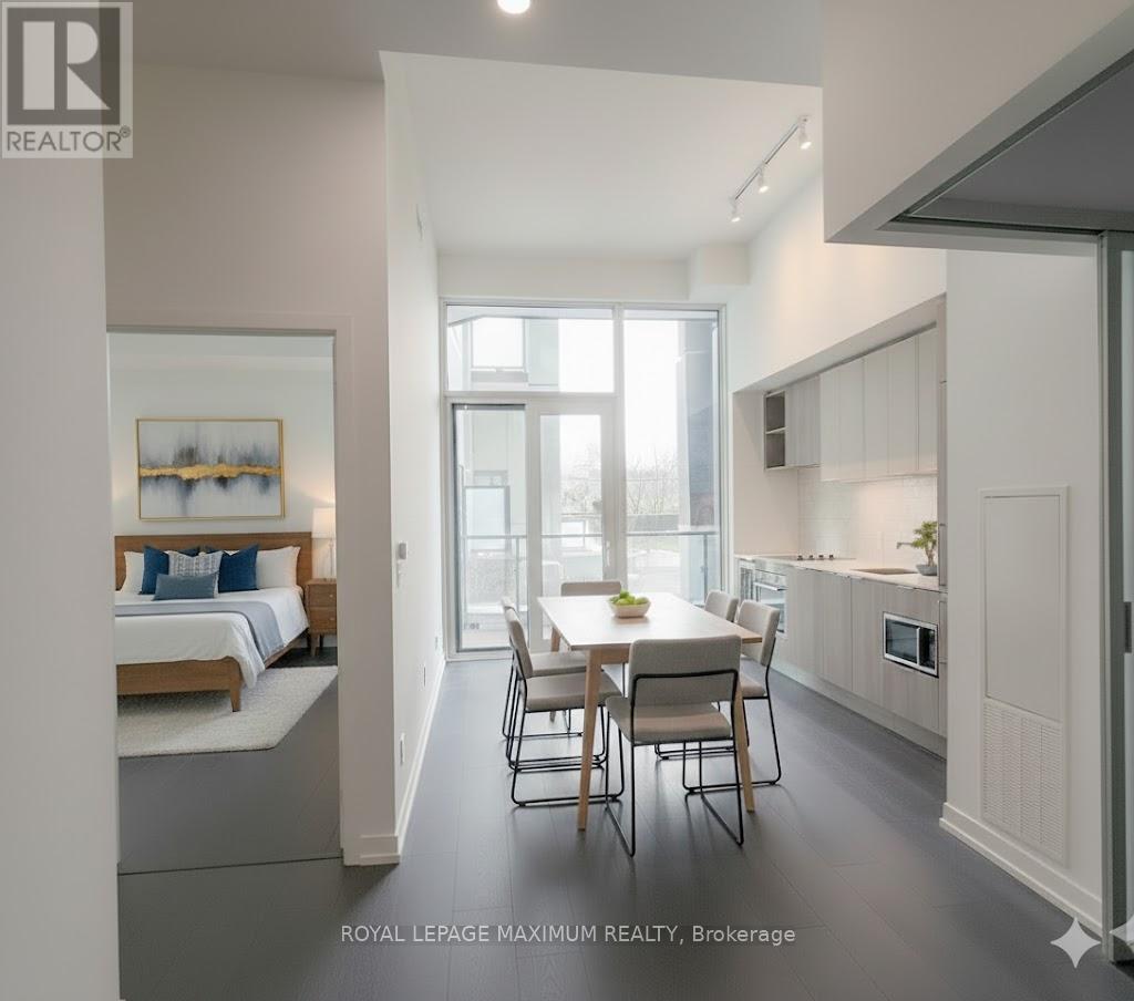 












201 - 2020 BATHURST STREET

,
Toronto,




Ontario
M5P0A6

