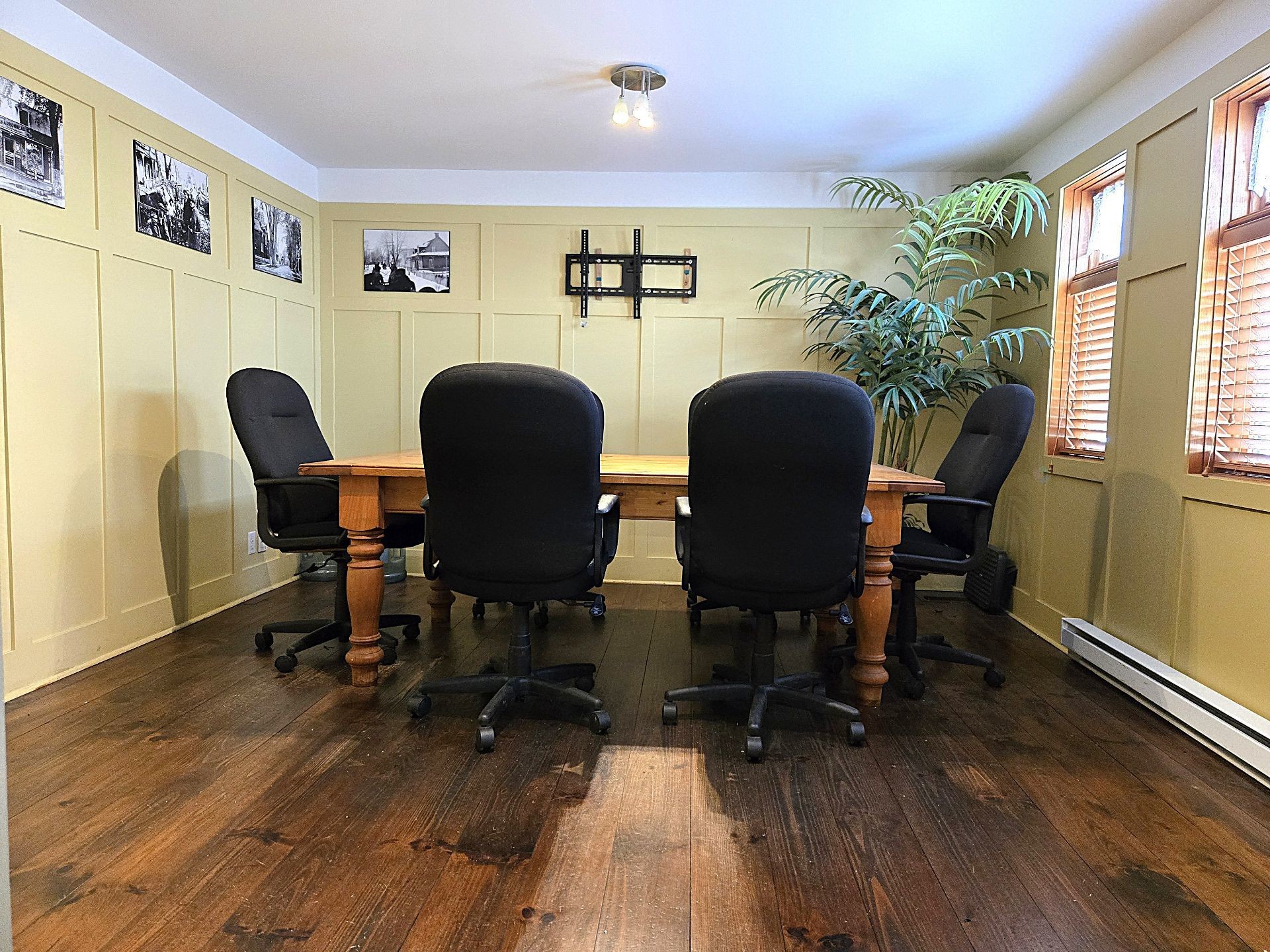 









174

 - 176


Boul. Ste-Rose

,
Laval (Sainte-Rose),




QC
H7L1L4

