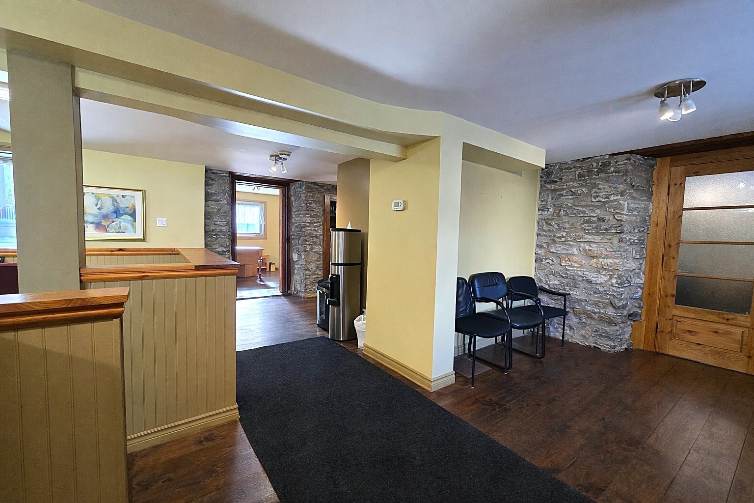 









174

 - 176


Boul. Ste-Rose

,
Laval (Sainte-Rose),




QC
H7L1L4

