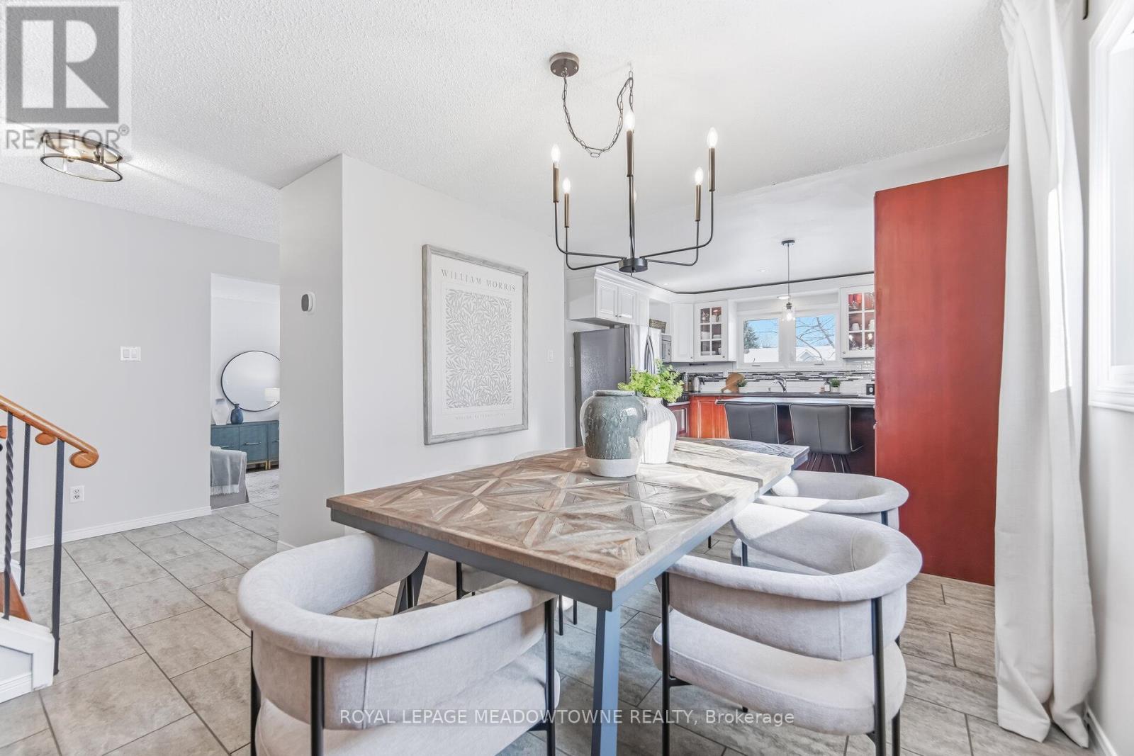 












245 QUEEN STREET

,
Guelph/Eramosa,




Ontario
N0B2K0

