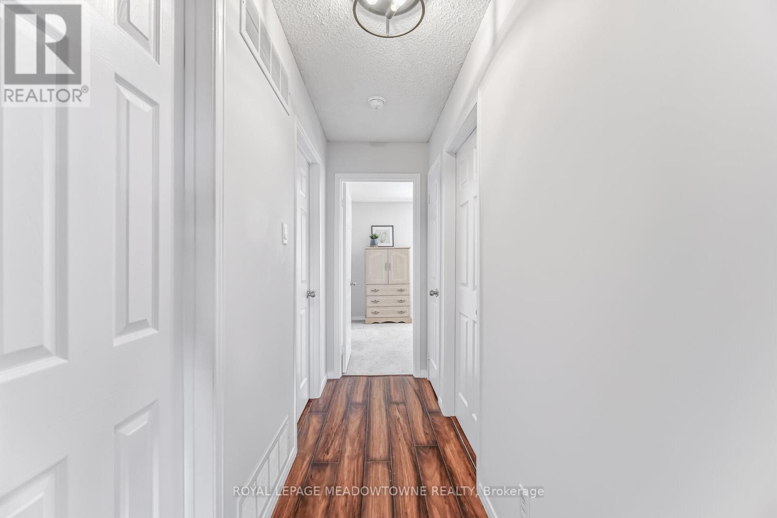 












245 QUEEN STREET

,
Guelph/Eramosa,




Ontario
N0B2K0

