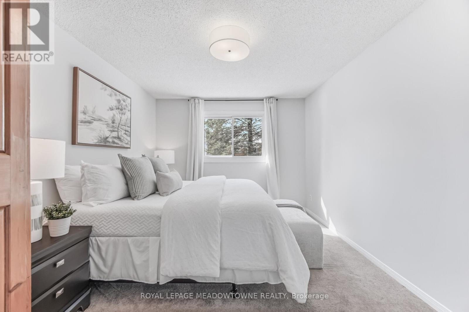 












245 QUEEN STREET

,
Guelph/Eramosa,




Ontario
N0B2K0

