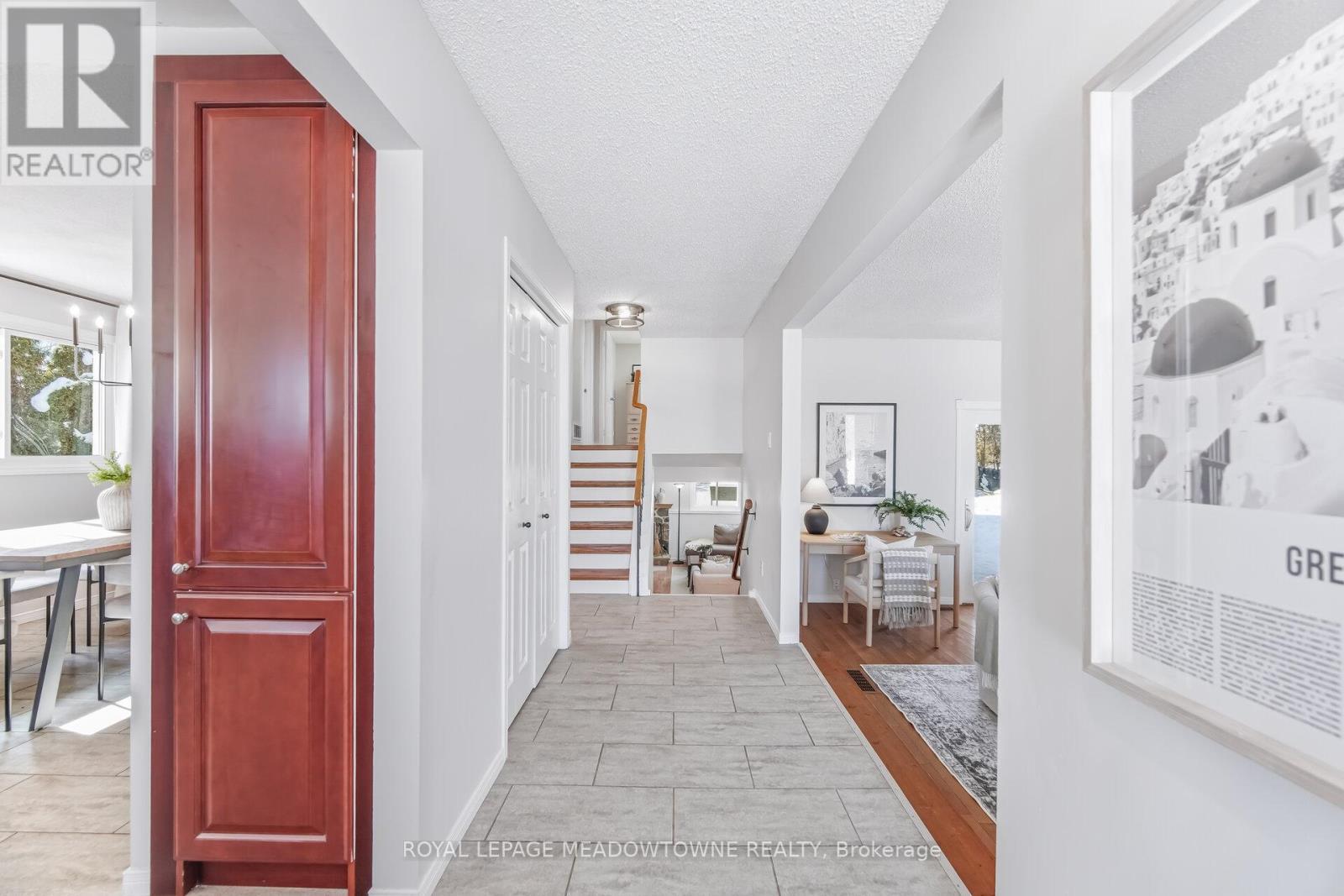 












245 QUEEN STREET

,
Guelph/Eramosa,




Ontario
N0B2K0

