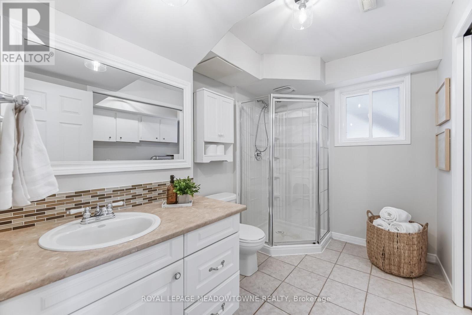 












245 QUEEN STREET

,
Guelph/Eramosa,




Ontario
N0B2K0

