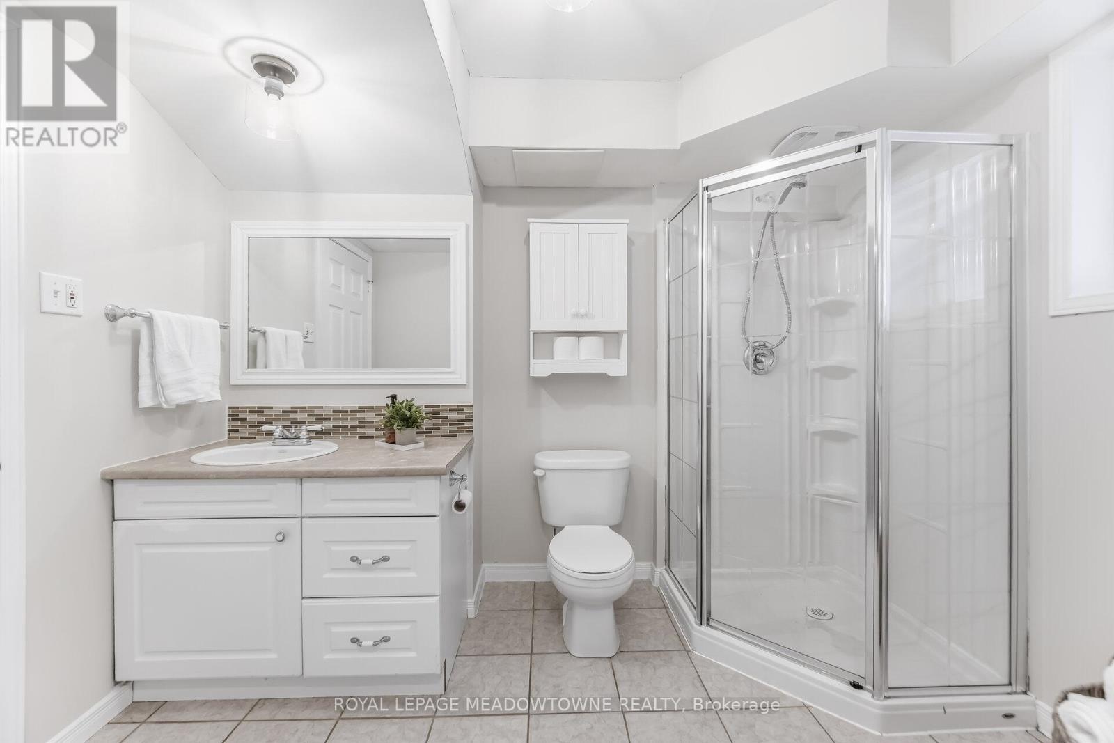 












245 QUEEN STREET

,
Guelph/Eramosa,




Ontario
N0B2K0

