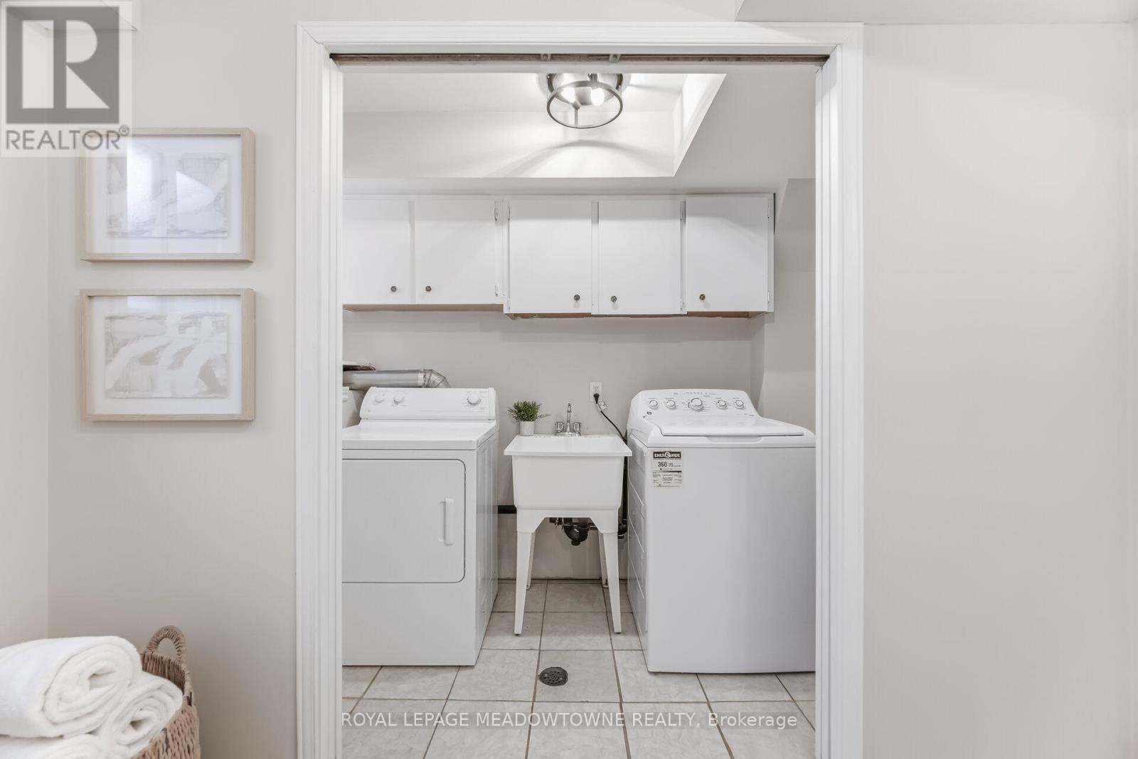 












245 QUEEN STREET

,
Guelph/Eramosa,




Ontario
N0B2K0

