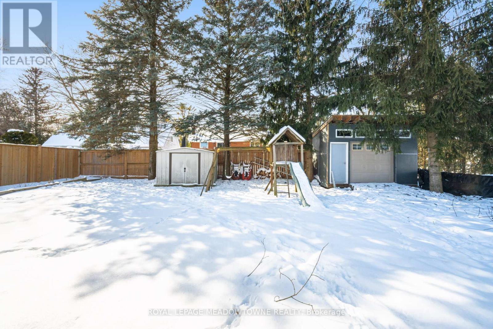 












245 QUEEN STREET

,
Guelph/Eramosa,




Ontario
N0B2K0

