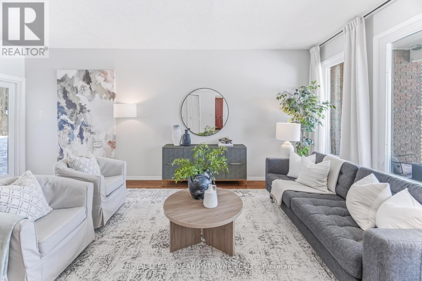 












245 QUEEN STREET

,
Guelph/Eramosa,




Ontario
N0B2K0

