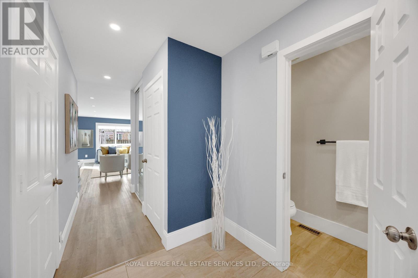 












284 RIMMINGTON DRIVE

,
Oakville,




Ontario
L6H3N5

