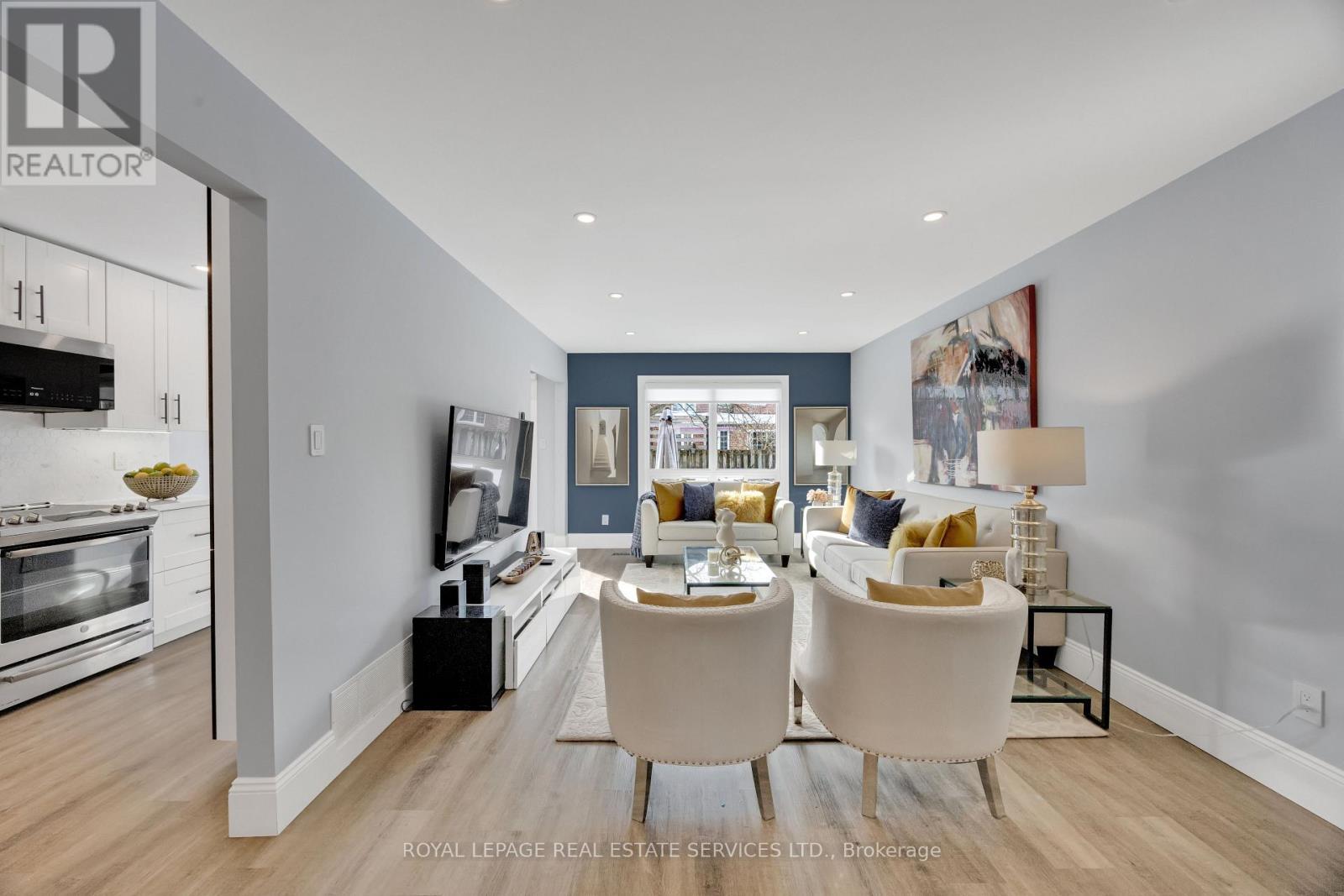 












284 RIMMINGTON DRIVE

,
Oakville,




Ontario
L6H3N5

