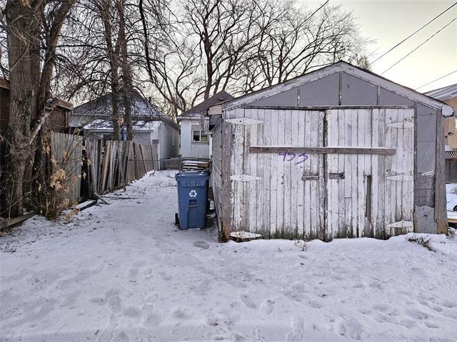 









453


Aberdeen

AVE,
Winnipeg,




MB
R2W 1V8

