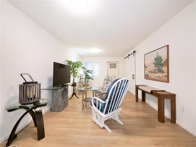 









453


Aberdeen

AVE,
Winnipeg,




MB
R2W 1V8

