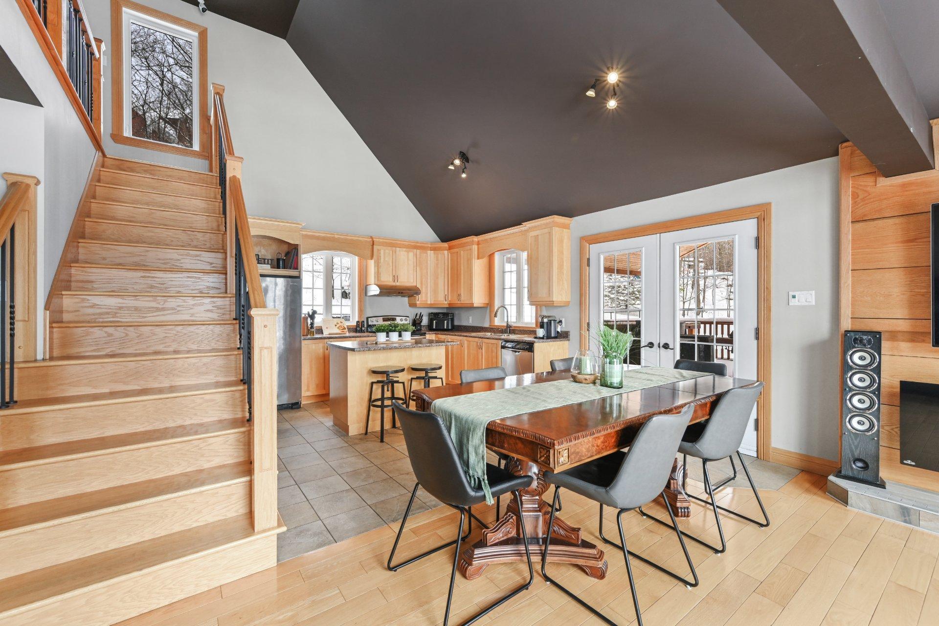 









975


Rg St-Henri

,
Saint-Armand,




QC
J0J1T0

