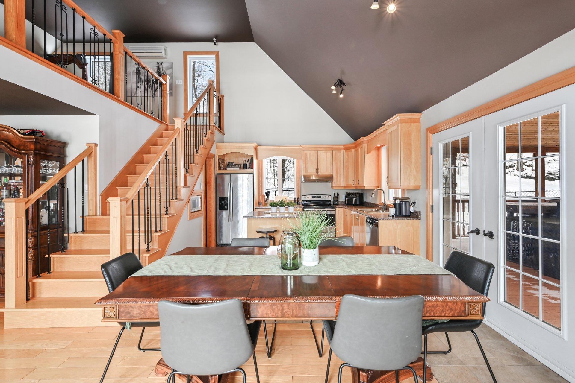 









975


Rg St-Henri

,
Saint-Armand,




QC
J0J1T0

