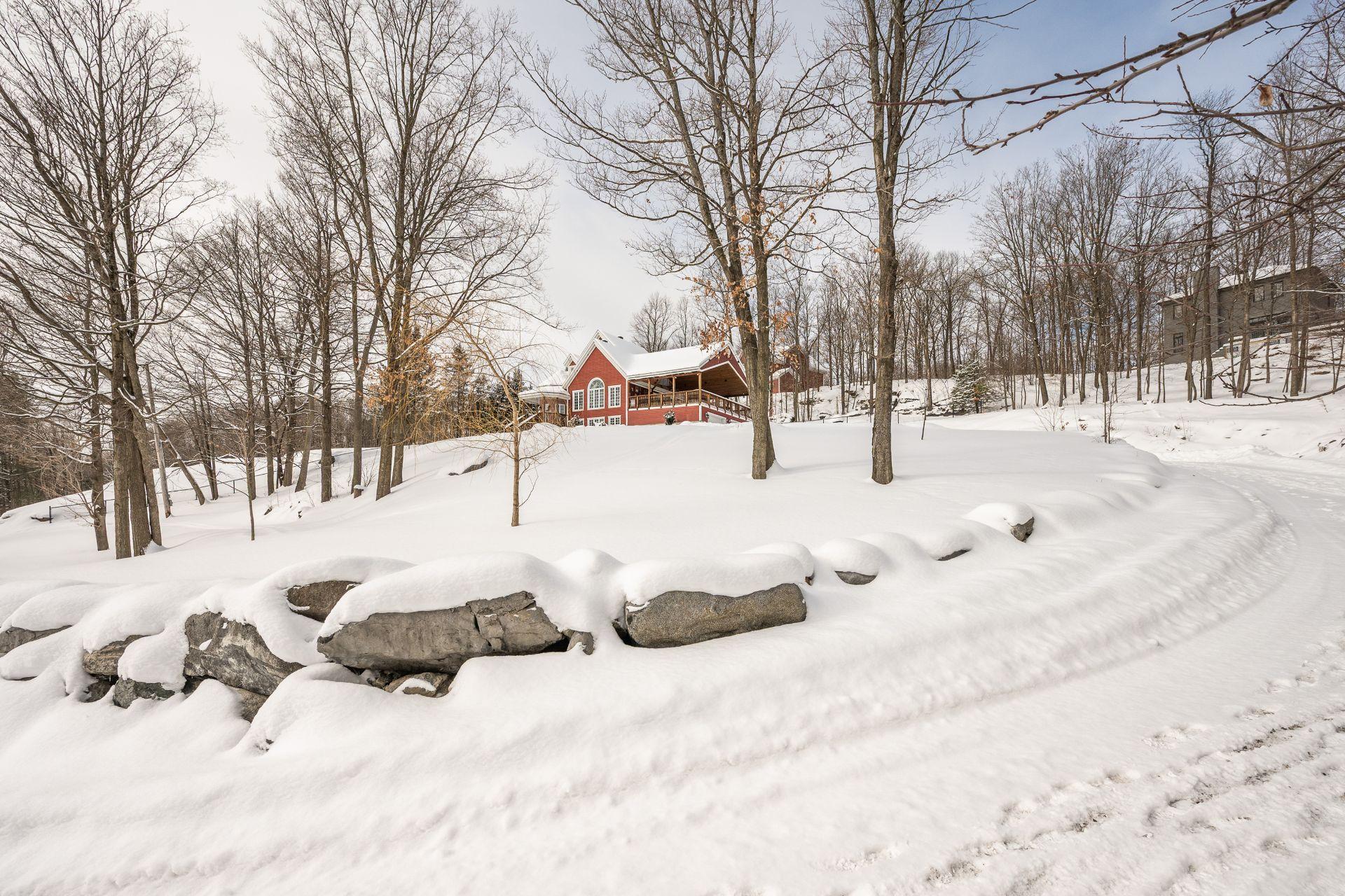 









975


Rg St-Henri

,
Saint-Armand,




QC
J0J1T0

