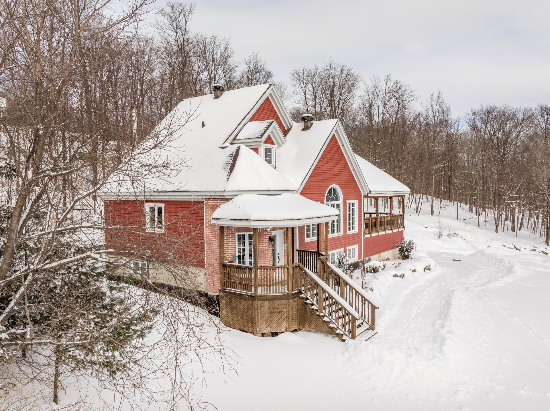 









975


Rg St-Henri

,
Saint-Armand,




QC
J0J1T0

