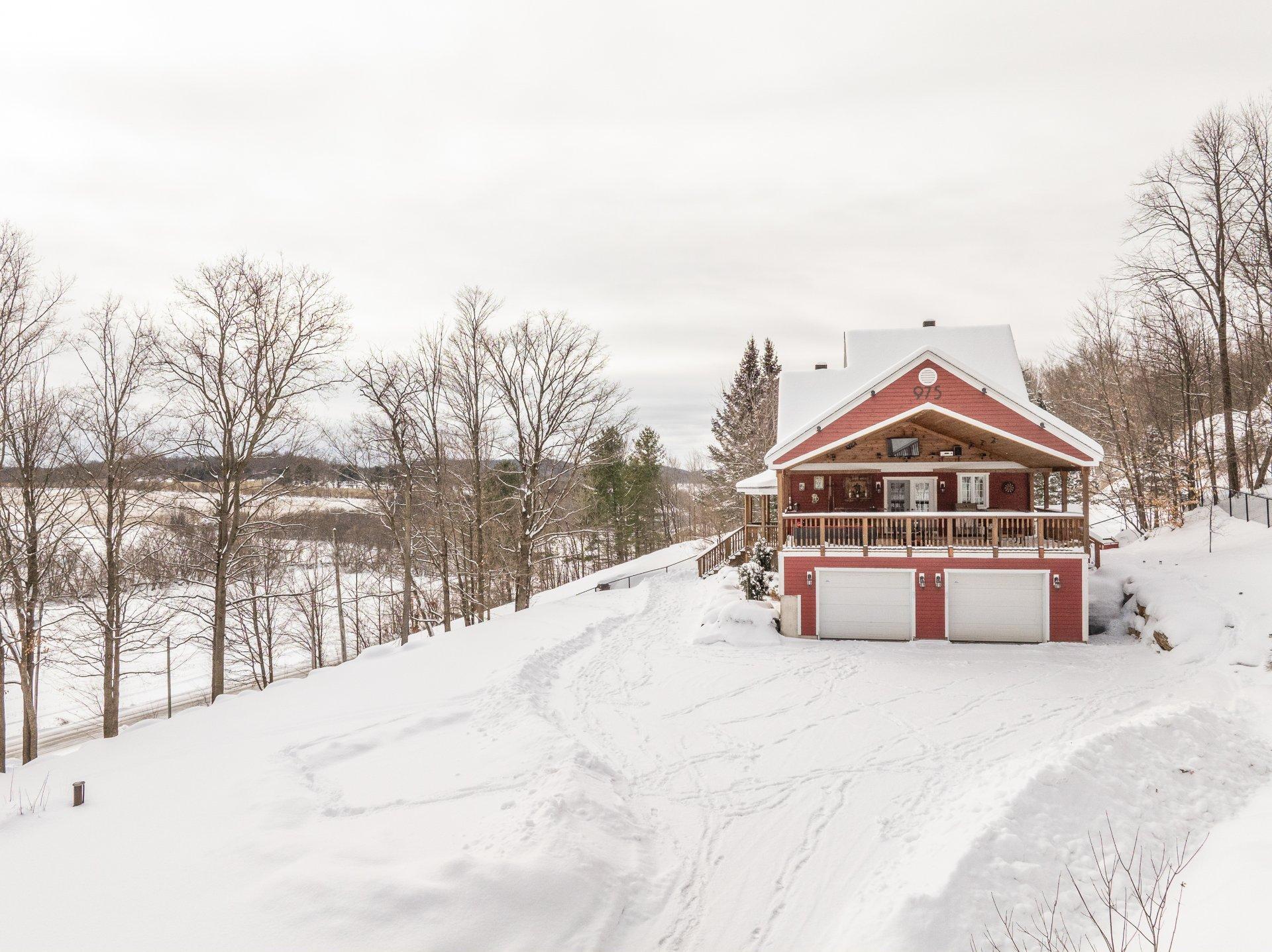 









975


Rg St-Henri

,
Saint-Armand,




QC
J0J1T0

