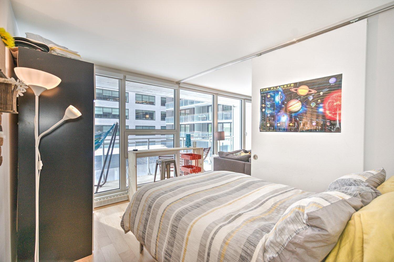 









350


Boul. De Maisonneuve O.

, 415,
Montréal (Ville-Marie),




QC
H3A0B4

