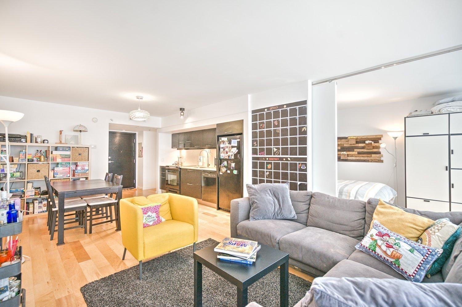 









350


Boul. De Maisonneuve O.

, 415,
Montréal (Ville-Marie),




QC
H3A0B4

