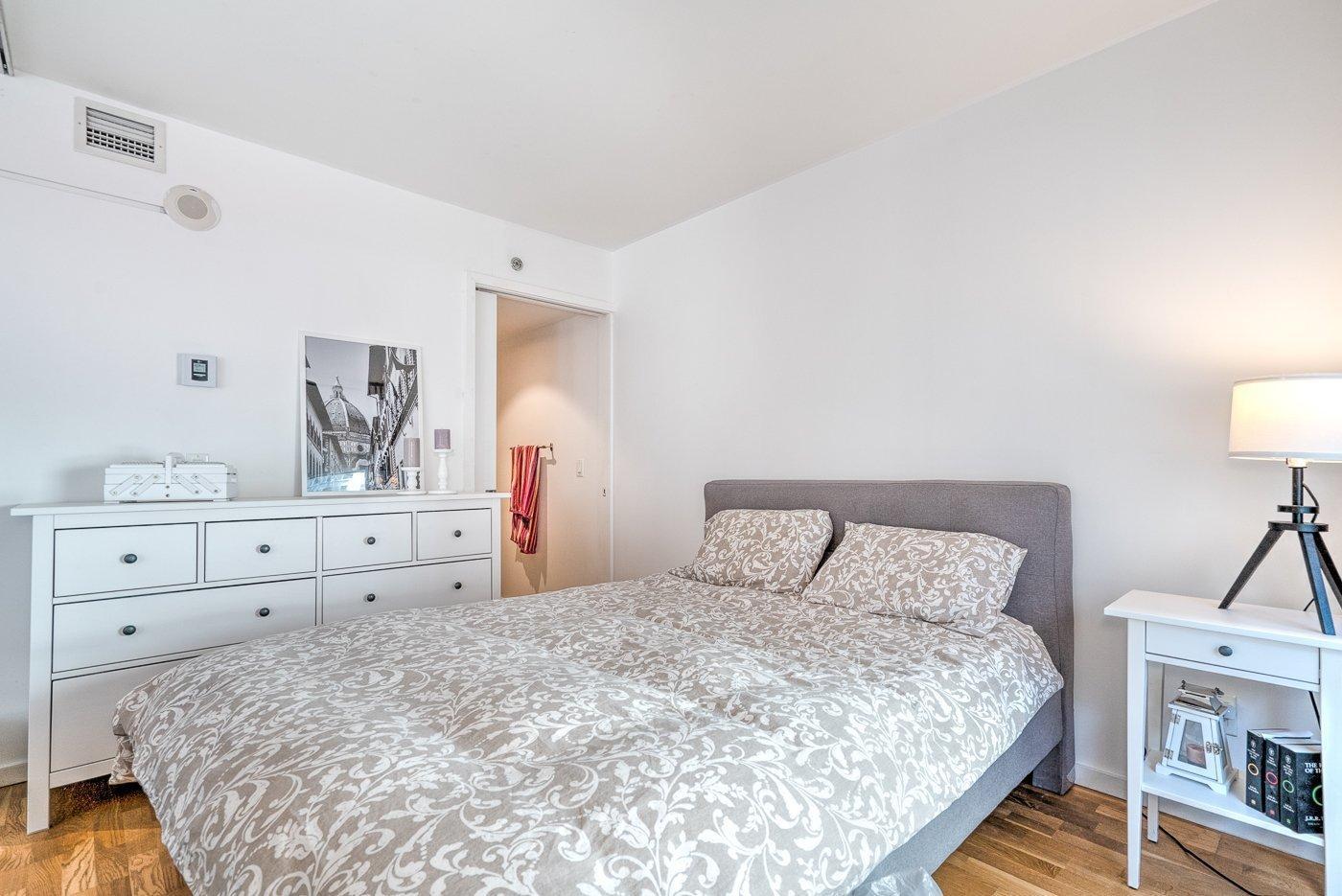 









350


Boul. De Maisonneuve O.

, 410,
Montréal (Ville-Marie),




QC
H3A0B4

