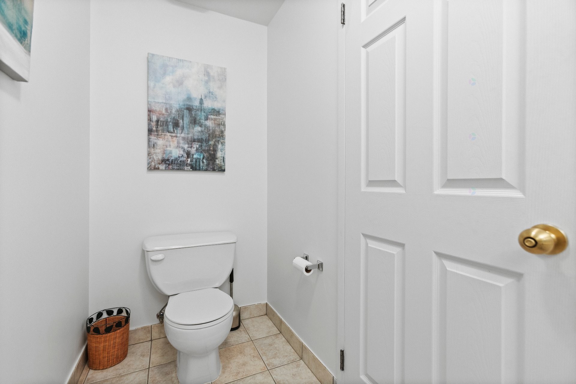 









18


Ch. du Bord-du-Lac-Lakeshore

, 717,
Pointe-Claire,




QC
H9S5X9

